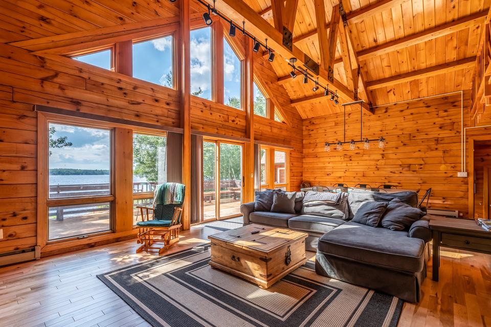 What are the Best Solutions for Automating Guest Messaging in Vacation Rentals? A Complete Guide for Property Managers