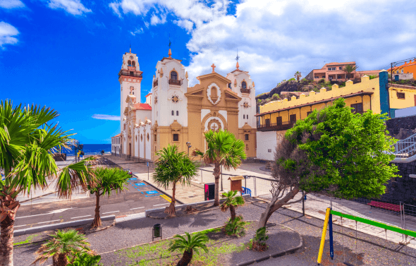 The Canary Islands, a breathtaking archipelago off the northwest coast of Africa, are where natural beauty meets year-round sunshine, creating a paradise for visitors and residents alike.