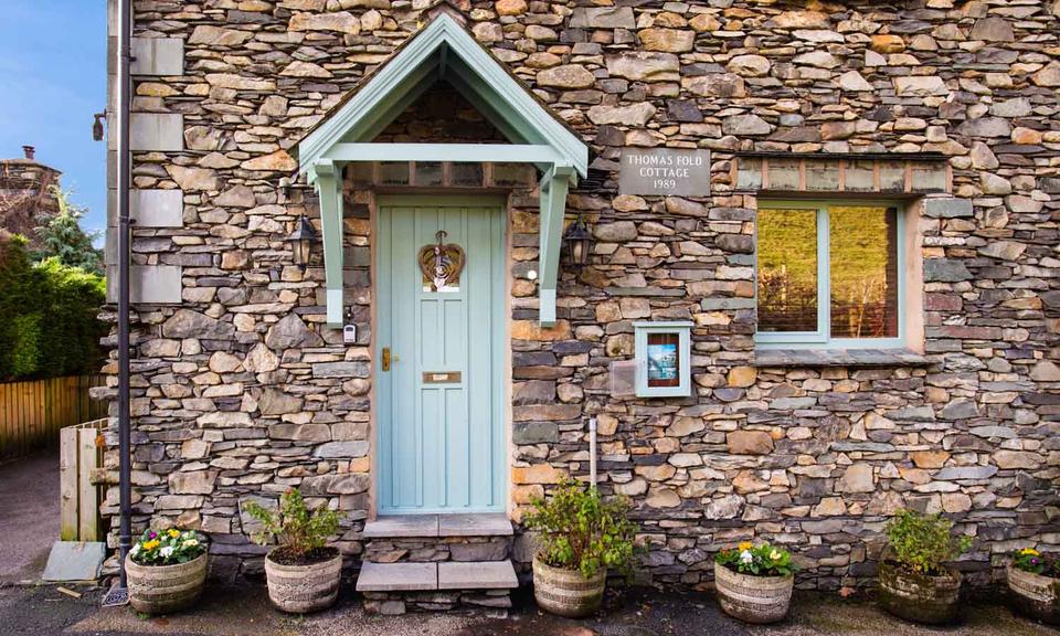 Mountain views from Brathay Cottages.