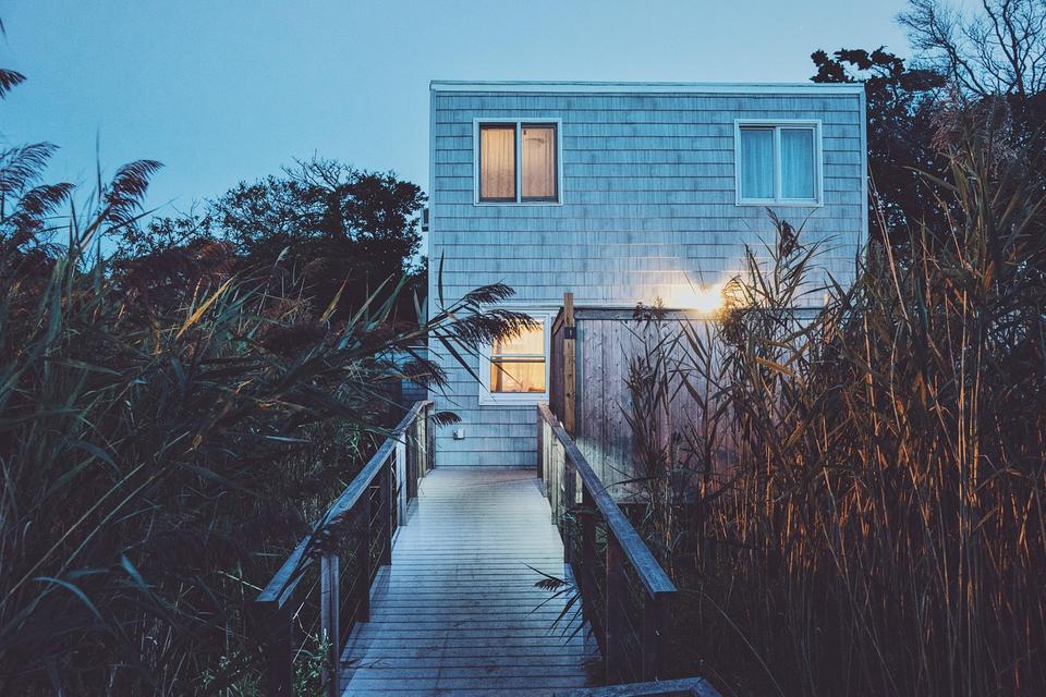 How to Contact VRBO Support