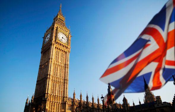 London is an attractive destination with growing popularity for those looking for timeless charm. An apartment property located in south west london with original features is ideal for two night stays in town especially since tourism supports the local economy.