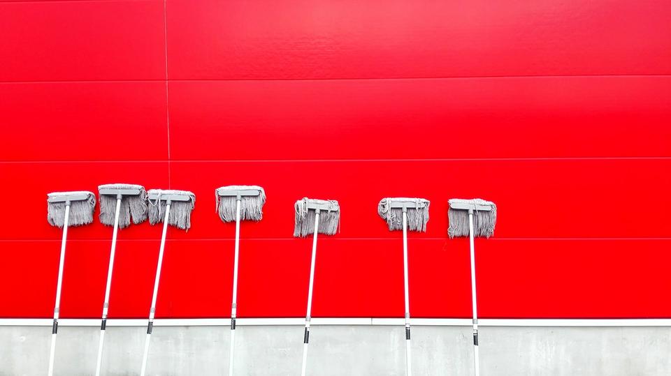 How to Automate Cleaning Tasks for Your Airbnb Vacation Rental