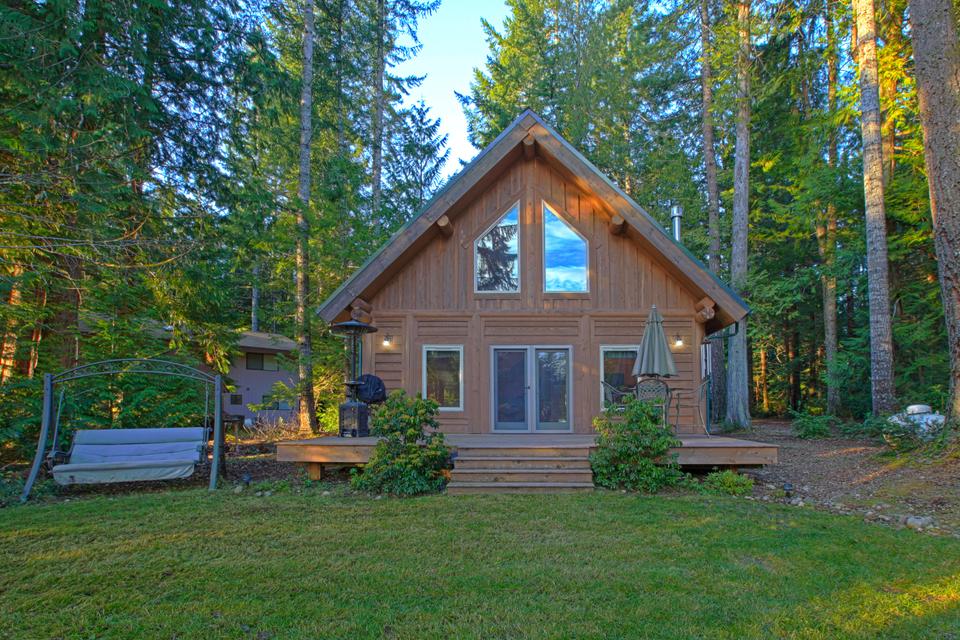 The Best Places to Invest in Cabin Vacation Rentals in 2023 