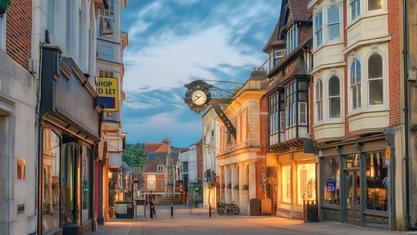 Is Winchester, UK, a Good Place to Invest in a Holiday Home? 
