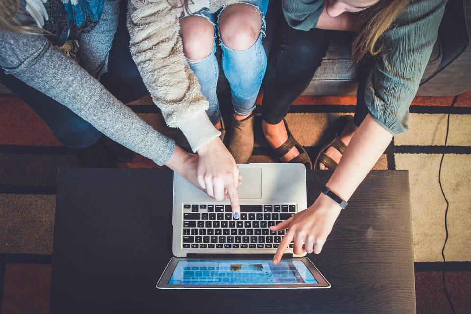 The Best Zapier Tools to Use for your Airbnb Business