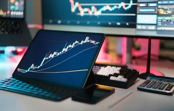 Setting the right nightly rate is one of the biggest challenges for hosts. Price too high and you risk scaring away bookings, price too low and you leave money on the table. 