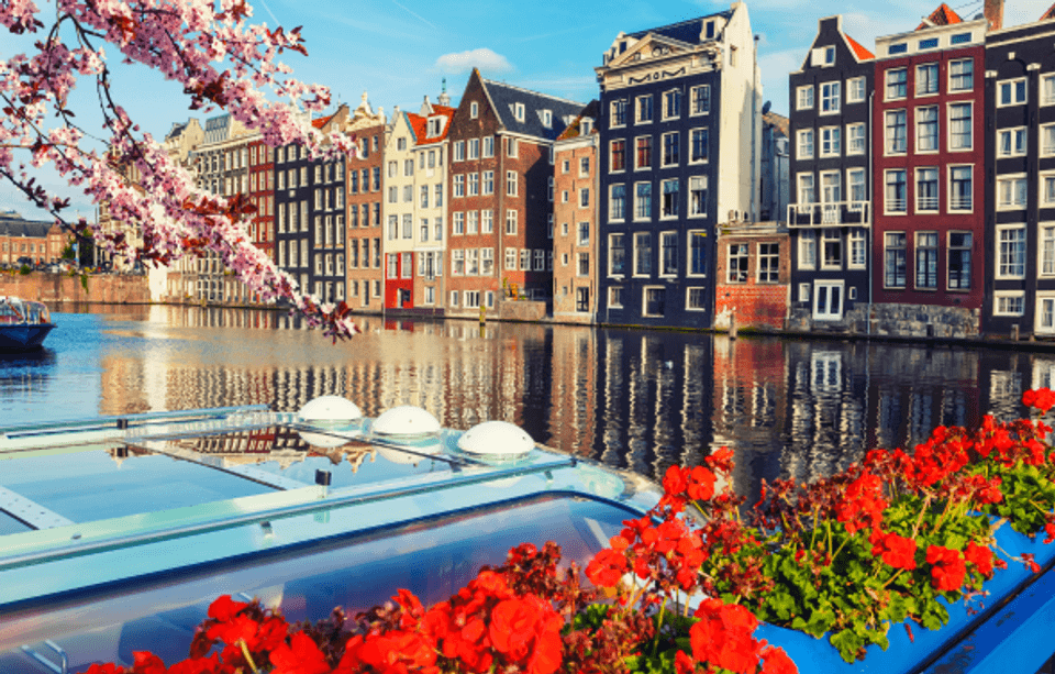 Complete Guide to Airbnb Rules in Amsterdam 2026: Registration, Permits & Compliance
