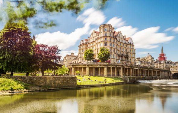 Known for its Roman baths, Georgian architecture and boutique shopping streets, the city draws in a steady stream of culture lovers, spa-goers and weekend escape artists particularly those keen on the lively arts scene.