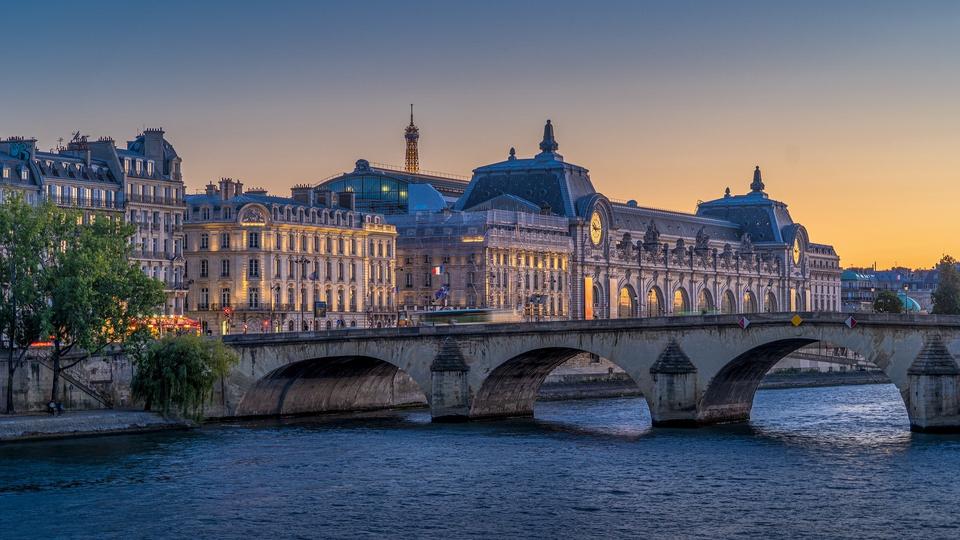 How to Target International Holiday Travelers to your Airbnb